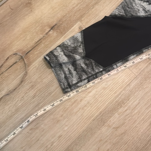 Lululemon Pace Rival Crop Size 10 - Picture 10 of 10